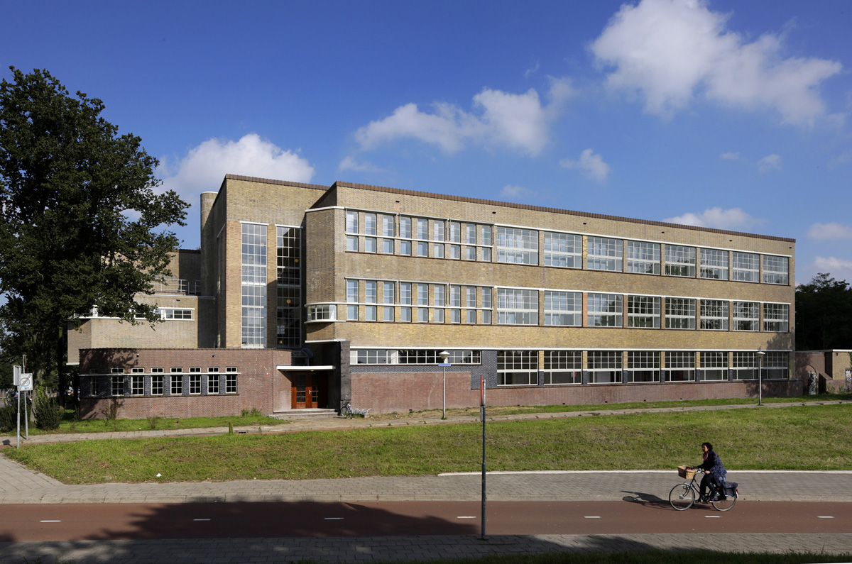 On(t)roerend monumentaal 12:  De ambachtsschool