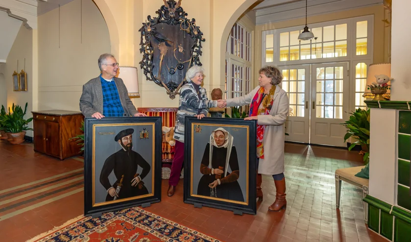 Historische portretten in bruikleen overgedragen aan huis Vilsteren